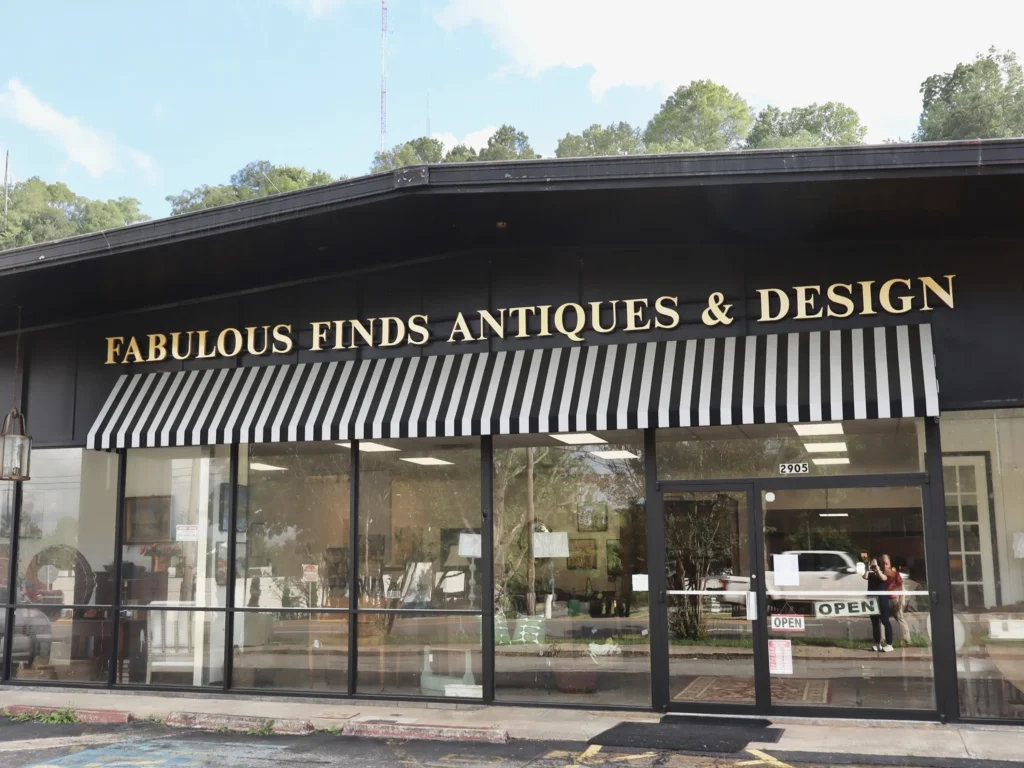 About Fabulous Finds Antiques & Design